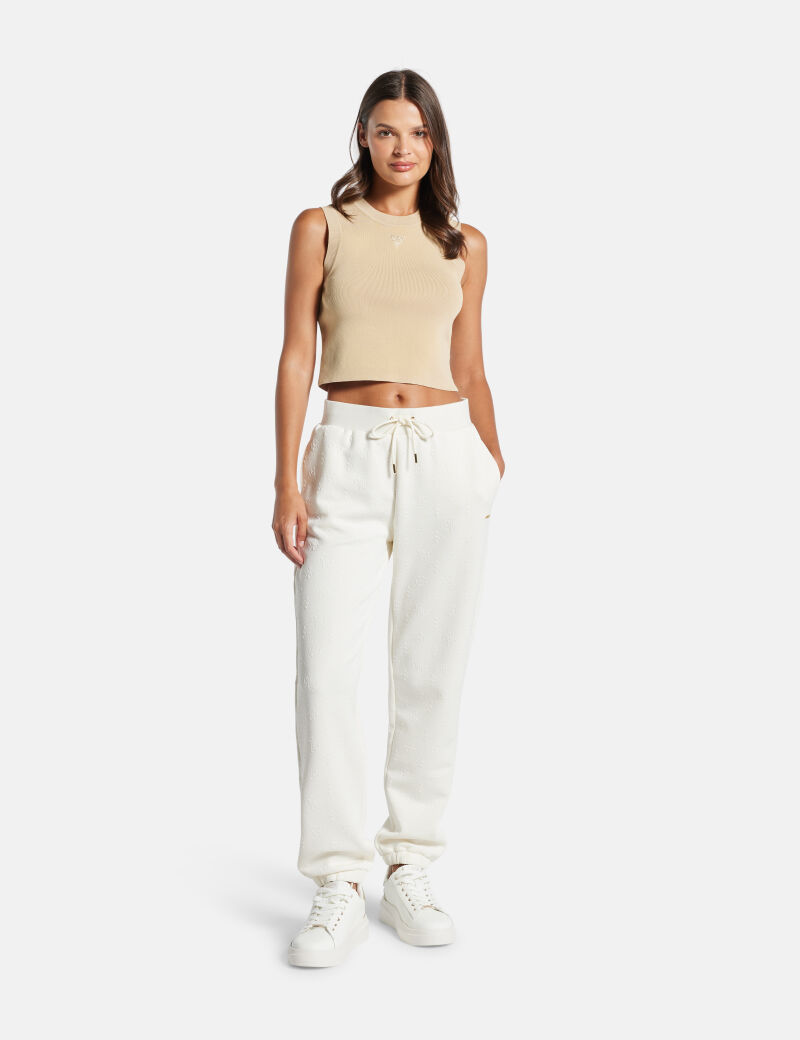 قميص بدون أكمام مثلث صغير