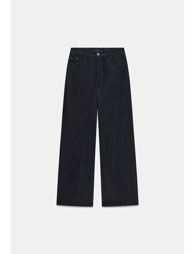جيس wide loose jeans