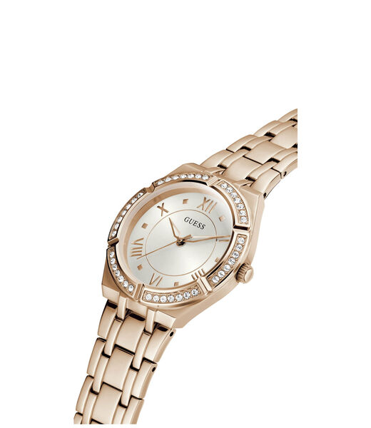 ساعة باللون الذهبي الوردي