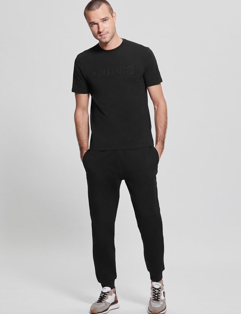 Front logo t-shirt
