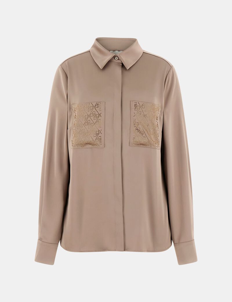 Regular fit shirt