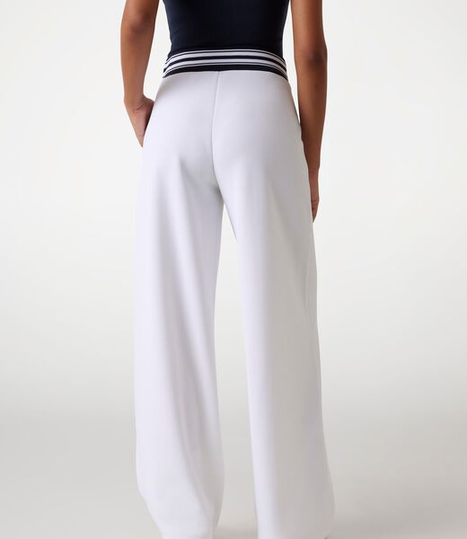Wide-leg sweatpants