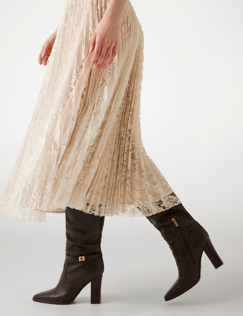 Lace long skirt