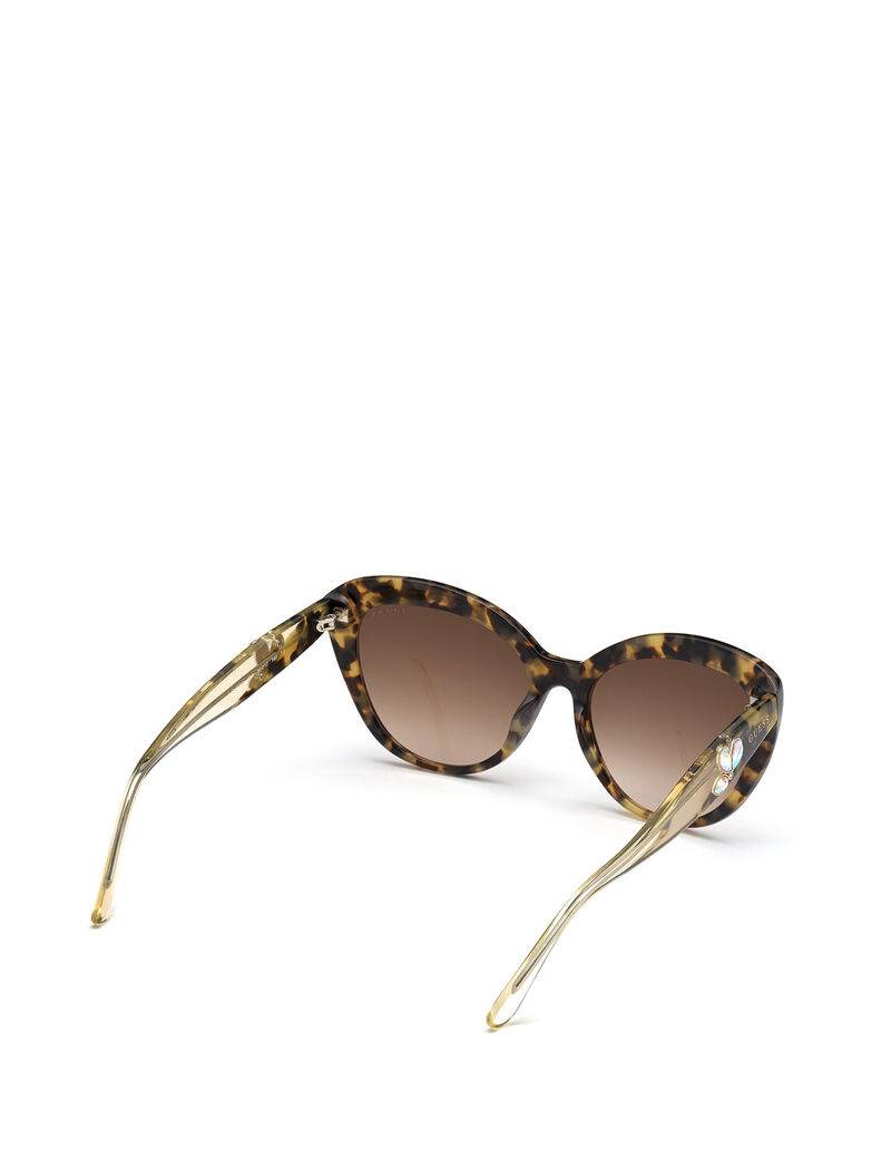 نظارة شمسية بتصميم عين القطة